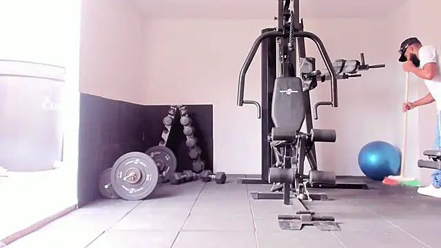 Damian Shakur online show from February 19, 12:34 pm