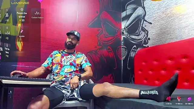 Snapshot of Damian_Shakur chatting on September 25, 11:31 am Damian Shakur online show from September 25, 11:31 am