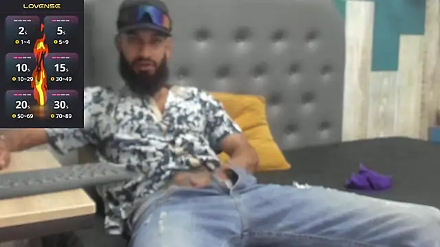 Damian Shakur online show from October 31, 11:35 am