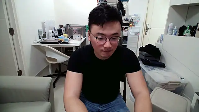 kk1m13 online show from February 3, 12:10 pm