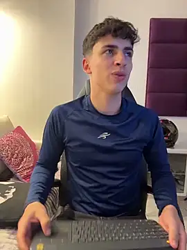 AdrianRinaldi online show from November 29, 8:22 pm