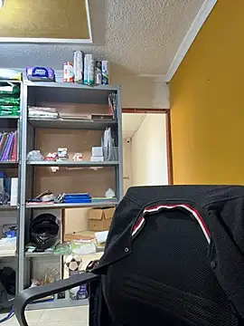 AdrianRinaldi online show from April 24, 7:49 pm