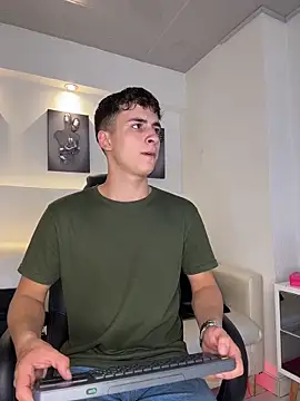 AdrianRinaldi online show from March 20, 10:24 pm