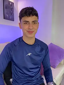 AdrianRinaldi online show from September 16, 9:59 pm