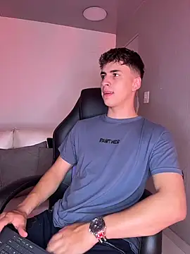 AdrianRinaldi online show from March 5, 8:27 pm