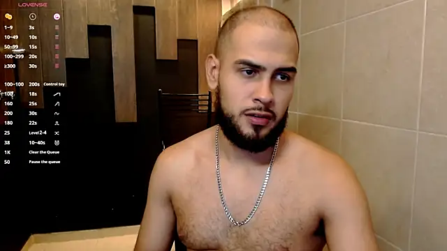 Snapshot of Marcus_Soler chatting on October 17, 8:24 pm Marcus Soler online show from October 17, 8:24 pm