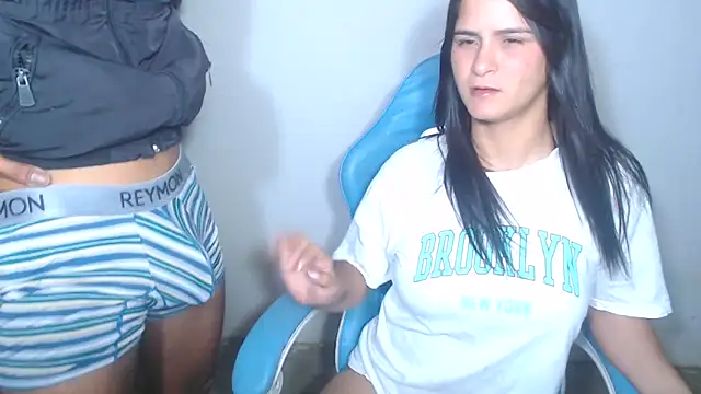 sensualduo online show from March 19, 12:03 am