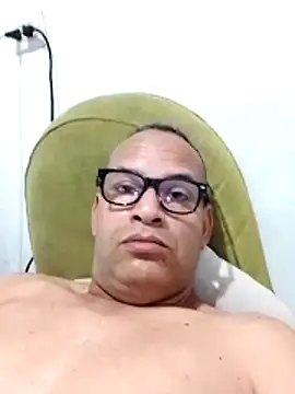 joseib12561 online show from March 8, 10:25 pm