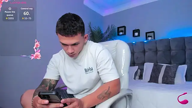 Thomas moon online show from July 23, 1:41 pm