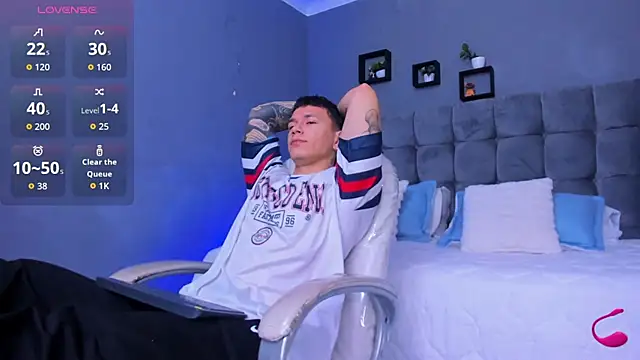 Thomas moon online show from November 11, 11:04 am