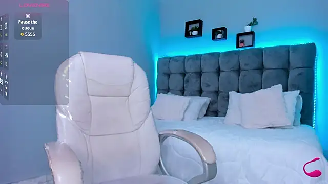 Thomas moon online show from February 2, 12:46 pm