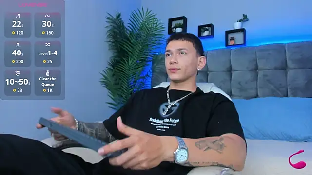 Thomas moon online show from March 7, 2:04 pm