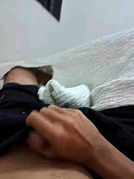 Snapshot of MarriedHornyxxx chatting on October 4, 3:55 am MarriedHornyxxx online show from October 4, 3:55 am