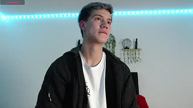 nicktorn online show from April 24, 1:46 pm