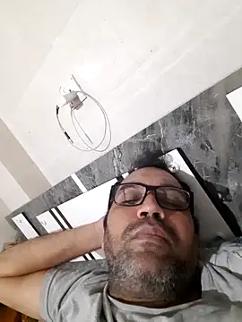 Hot-boy077 online show from March 3, 7:16 am