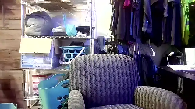 Billyschxh online show from March 29, 10:04 am