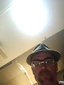 Snapshot of Billysch@xh chatting on October 14, 5:14 am Billyschxh online show from October 14, 5:14 am