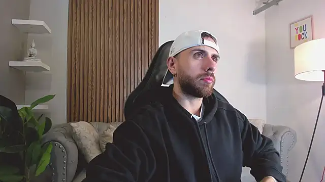 Maximo Wolff online show from March 21, 4:05 am