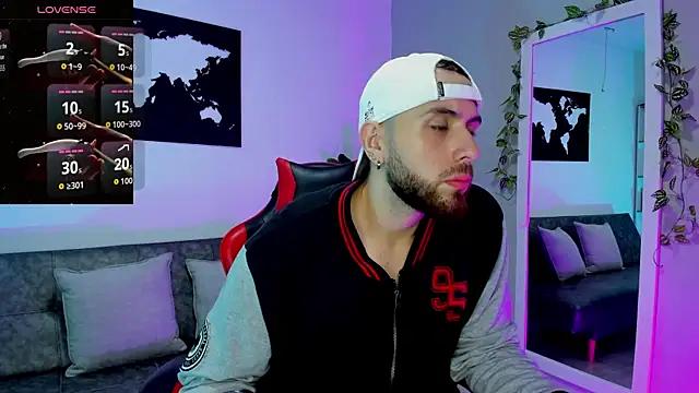 Maximo Wolff online show from November 28, 8:11 pm