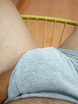 MasterVrgaagrande online show from April 15, 8:25 am