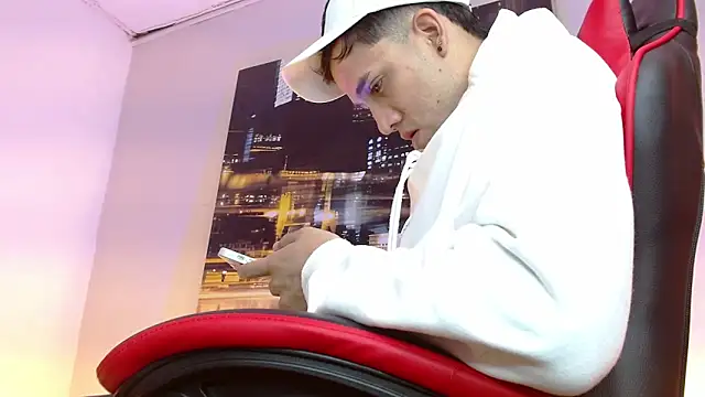 alexgiraldo   online show from March 17, 3:03 pm