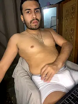 Snapshot of Alessandrogrey chatting on October 18, 4:17 am Alessandrogrey online show from October 18, 4:17 am