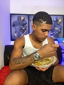 Nick Jackson  online show from April 21, 5:13 am