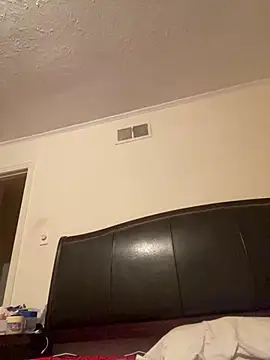 ThickDic28 online show from April 18, 10:20 pm