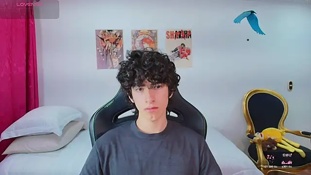 Nude Boy18 online show from July 25, 12:40 am