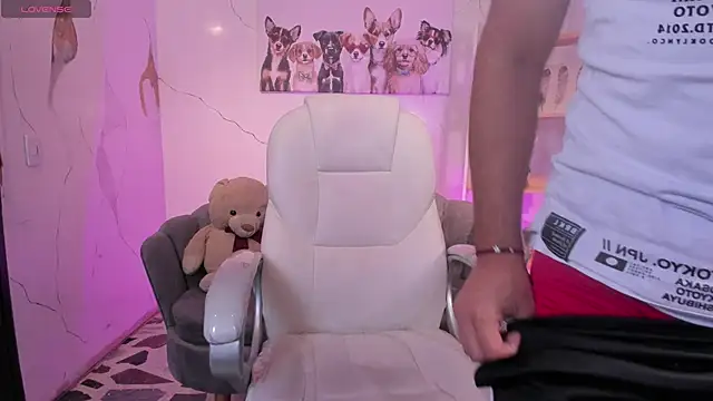 Axel grey  online show from November 1, 12:42 pm