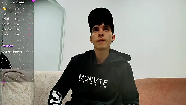 Jheampiiero online show from April 21, 9:43 pm