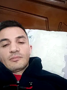 Snapshot of OGUZOZAN chatting on October 3, 9:31 pm OGUZOZAN online show from October 3, 9:31 pm