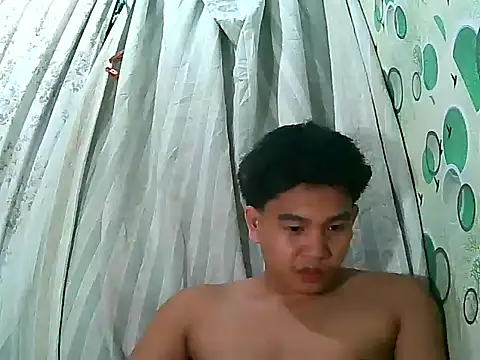 Snapshot of SwayingSam_19 chatting on September 10, 4:05 pm SwayingSam 19 online show from September 10, 4:05 pm