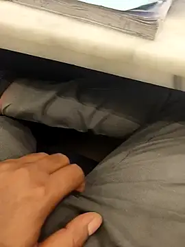 hotboy43339 online show from February 20, 9:00 am