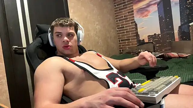 MusclePhantom online show from March 11, 10:06 pm