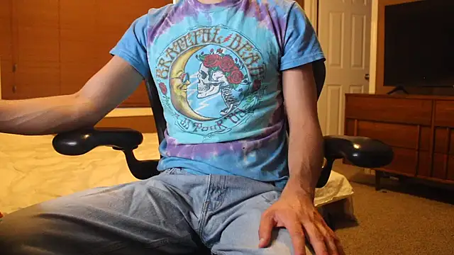 jjjjjfive online show from June 17, 3:08 am