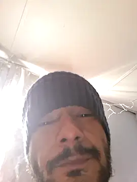 MassedParidae online show from February 26, 4:52 pm