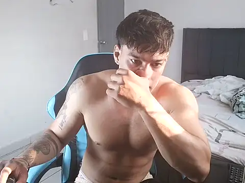 latin party007 online show from March 31, 12:07 pm