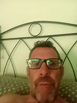 gigolobcn online show from April 21, 2:34 pm