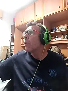 gigolobcn online show from May 24, 11:22 pm