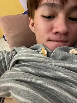 Snapshot of urasiantwinkbigcock chatting on October 18, 7:08 pm urasiantwinkbigcock online show from October 18, 7:08 pm