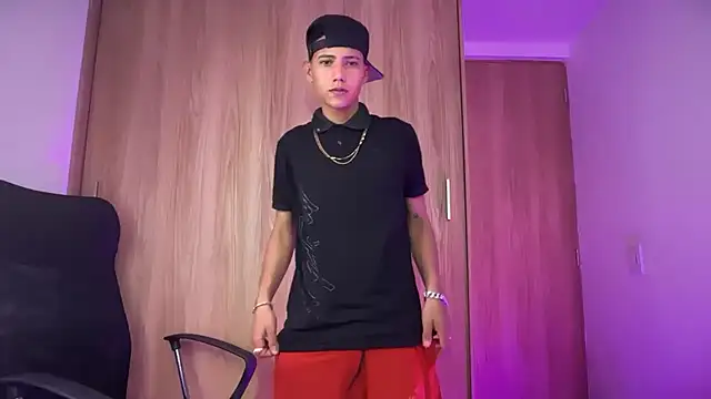 Toy boy777 online show from February 27, 4:24 am