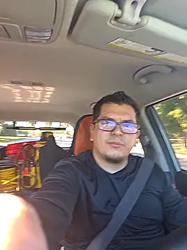 lucho8690 online show from April 28, 9:19 pm