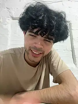Axel-Mejia online show from June 11, 2:53 am