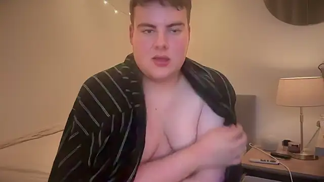 Snapshot of nathanbass chatting on September 24, 9:24 pm nathanbass online show from September 24, 9:24 pm