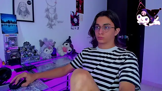 KeitaMoon online show from March 6, 4:04 pm