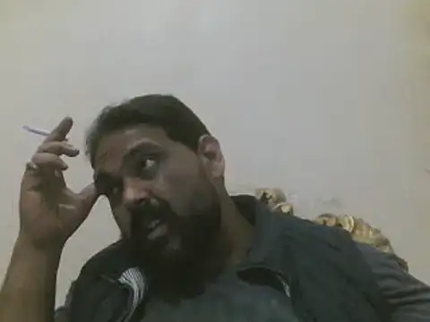 Snapshot of elpoop7305 chatting on October 10, 12:32 pm elpoop7305 online show from October 10, 12:32 pm