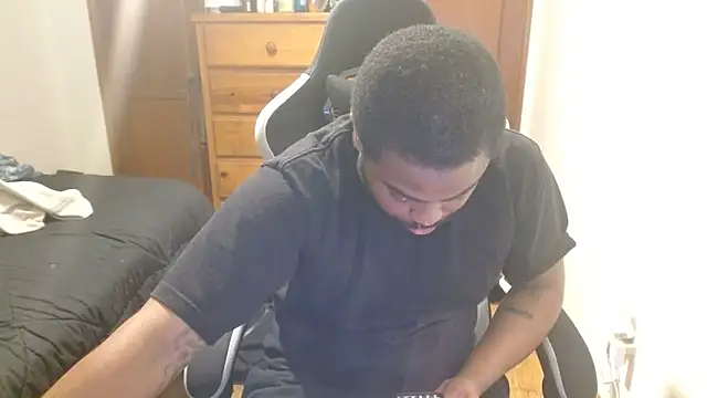 Breadwinnah online show from November 17, 9:01 am