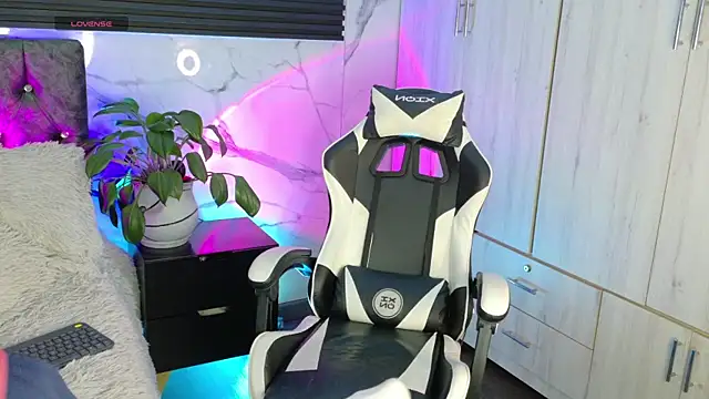 Saimonvela online show from April 24, 7:38 pm