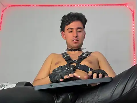 Alexxx savage online show from February 26, 2:46 am